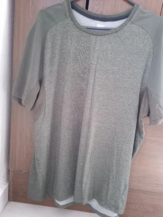 03 camisas básicas  - Foto 4