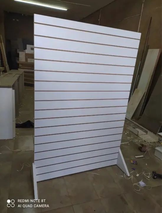 PAINEL CANALETADO EXPOSITOR 