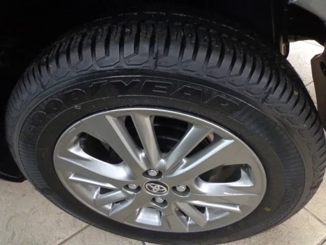 Yaris Sedan 1.5, 2021, Automatico, hiper novo - Foto 15