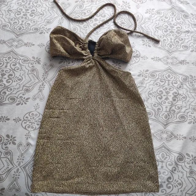 Vestido dorado lindo  - Foto 3