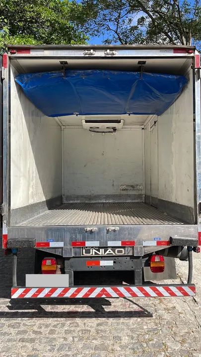 Caminhão refrigerado 3/4 Volkswagen 8.150 Delivery ano 2009 em perfeito estado. - Foto 10