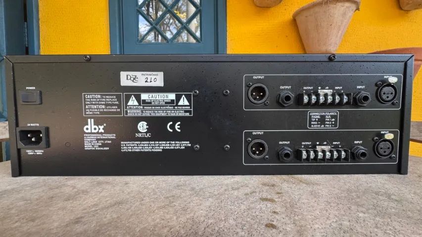 Equalizador gráfico DBX 1231 - Equipamentos e Acessórios de Som