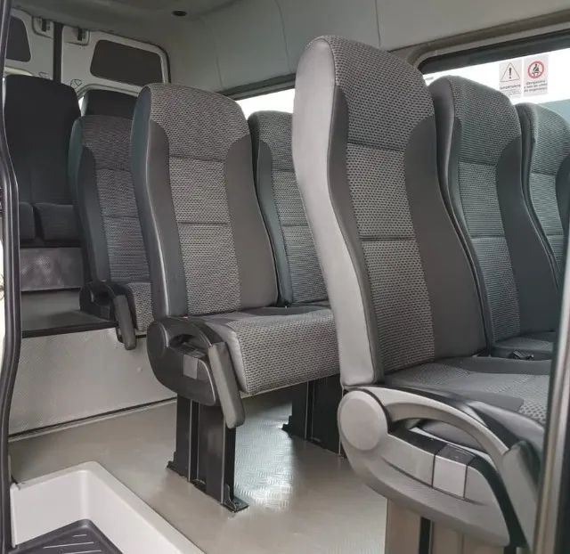 Sprinter 415 luxo 16 lugares ano 2016 - Foto 5