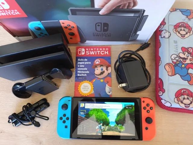 Nintendo Switch 32GB Na caixa + Jogo Original + Acessórios + Case