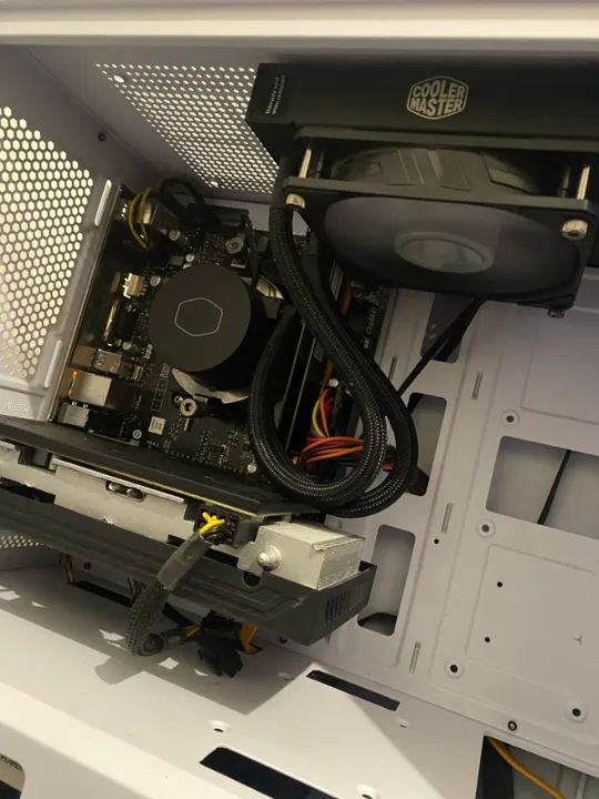 OPORTUNIDADE - PC Gamer Completo - Ryzen 5 3500x RX 580 + Monitor 144hz - Foto 5