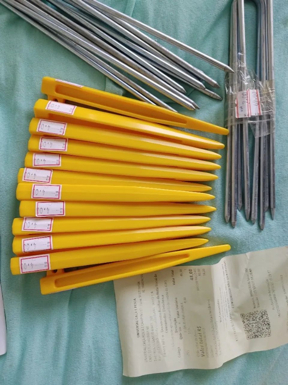 estacas galvanizadas e de plastico ntk - Foto 2