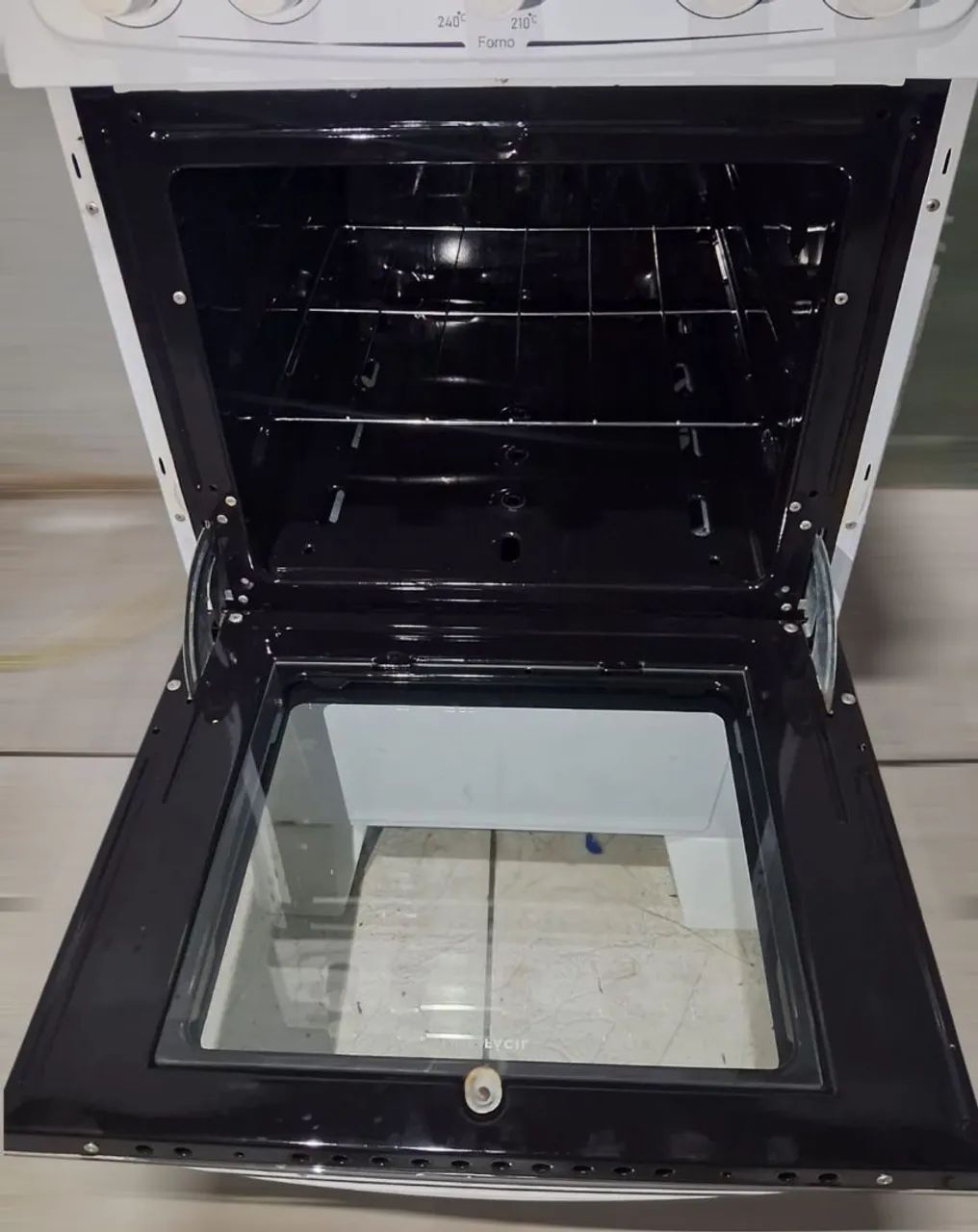 Fogão Bom e elétrico  - Foto 2