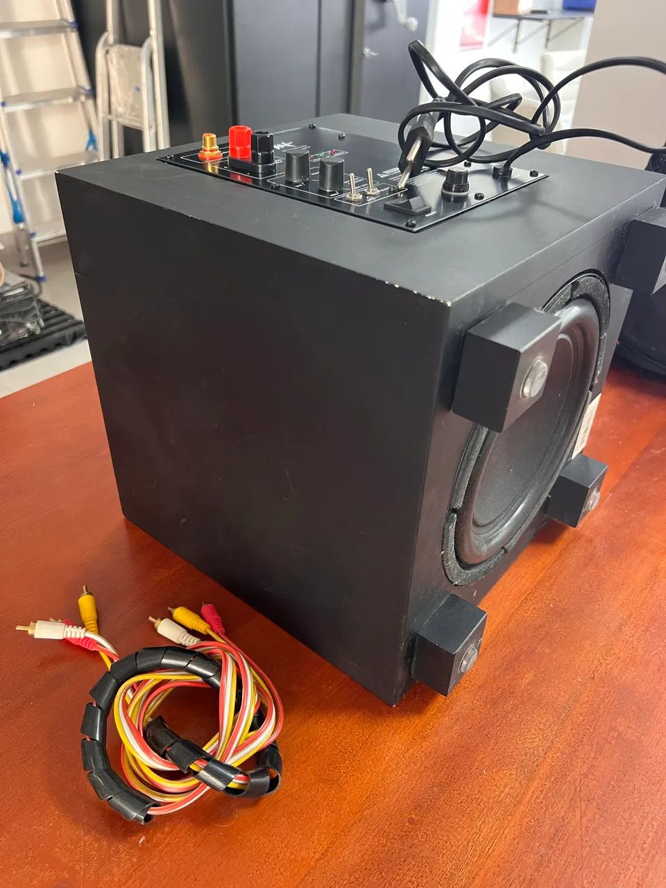 Subwoofer Amplifier Model: SA-100D AAT (Advanced Audio Technologies)  - Foto 4