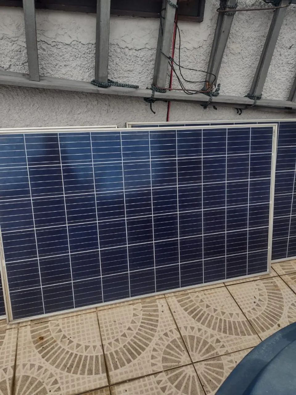  4 -Placas fotovoltaica 280w e  1-controlador de carga  powmr 60a