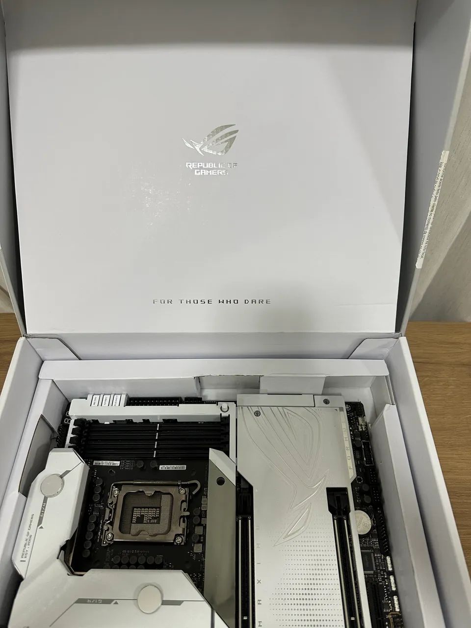 ROG MAXIMUS Z790 FORMULA - Foto 4