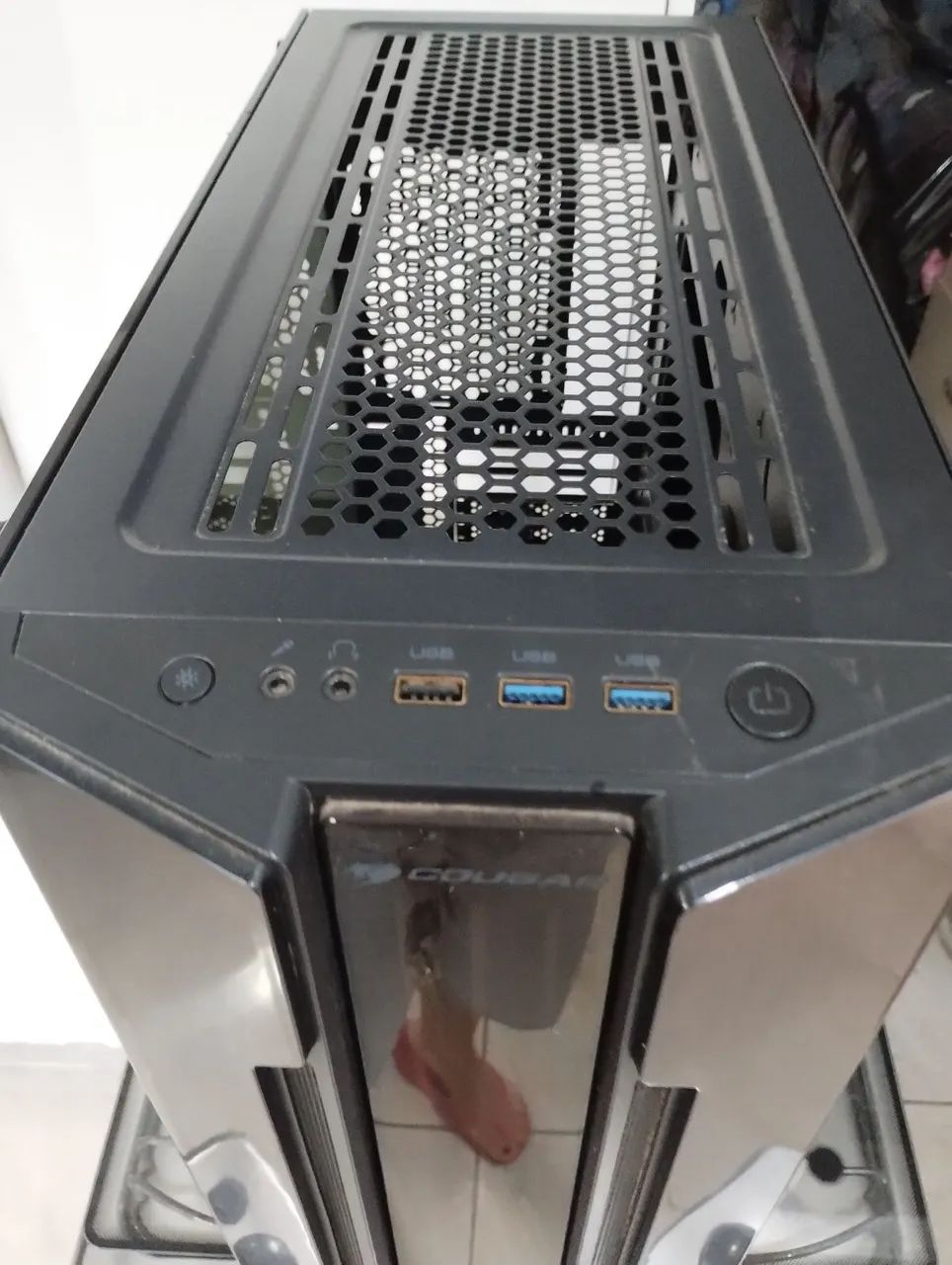 Gabinete gamer cougar  - Foto 3