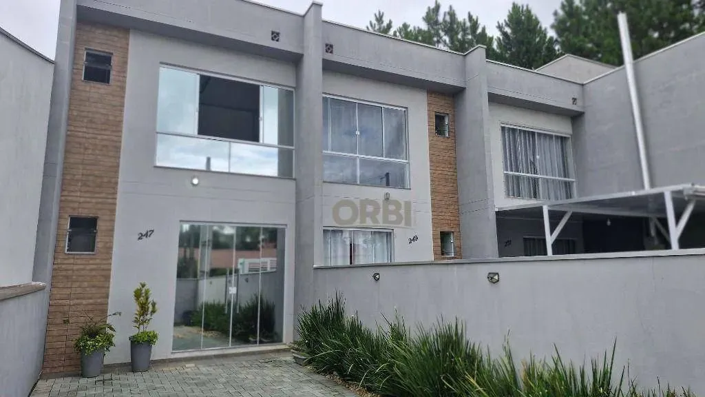 Sobrado com 3 dormitórios para alugar, 88 m² por R$ 2.551,93/mês - Fidélis - Blumenau/SC