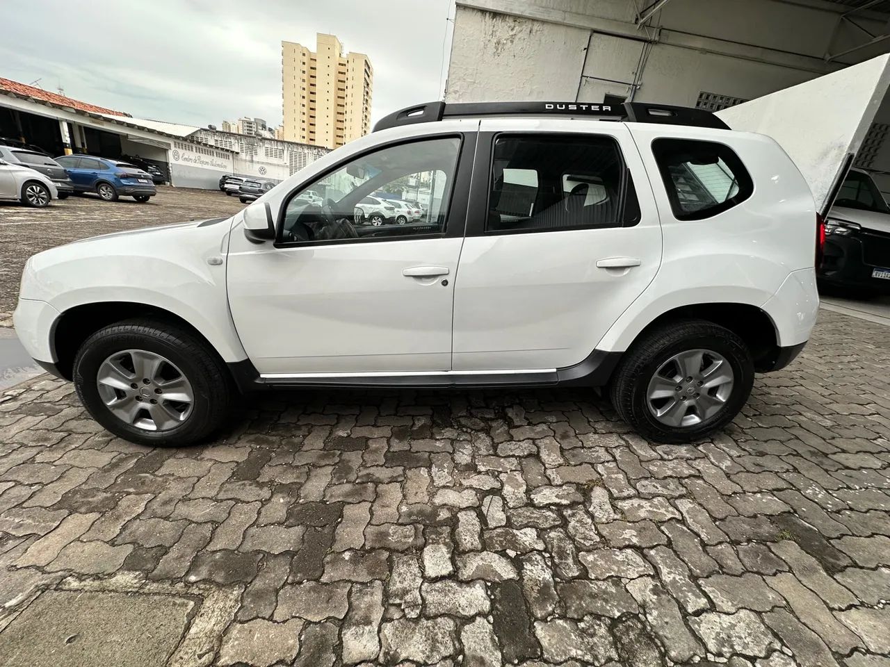 DUSTER DYNAMIQUE 4x4 2020 EXTRA COM APENAS 83 MIL RODADOS  - Foto 5
