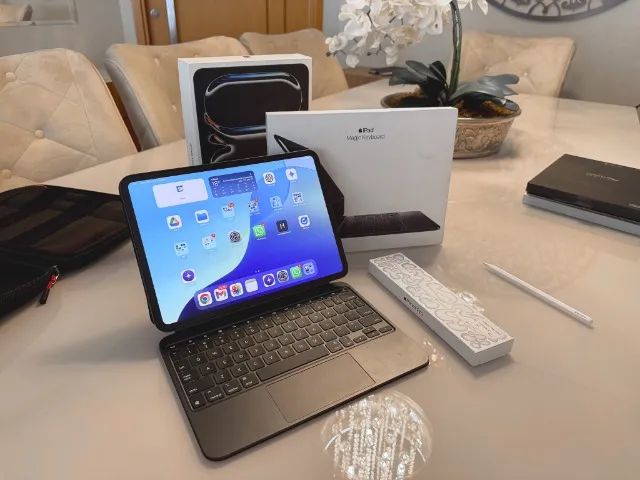iPad Pro 11 M4 2024 256gb + Magic Keyboard + Pencil Pro - Tablets