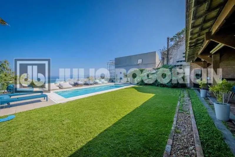 Casa em Condomínio : Triplex / Residencial / Joá - Foto 2