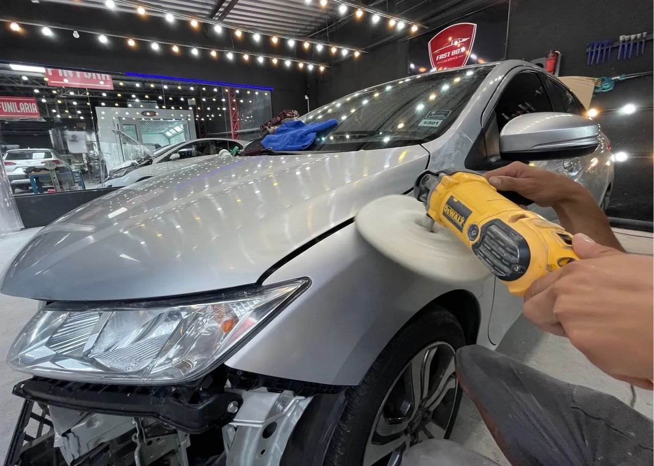 Vaga: Polidor Automotivo com Experiência em Repintura