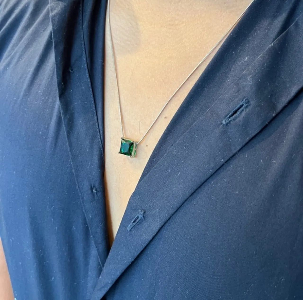 Colar com Pedra Verde Quadrada - Foto 2