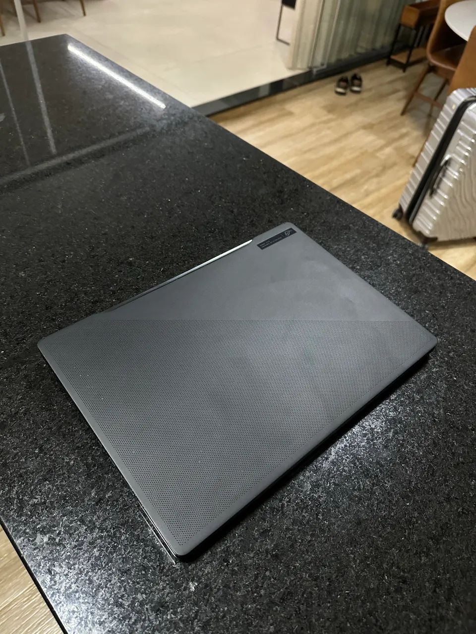 Notebook Asus Zephyrus M16 Core i9 + 4070 + 64gb ram Tela Qhd 240hz - Foto 3