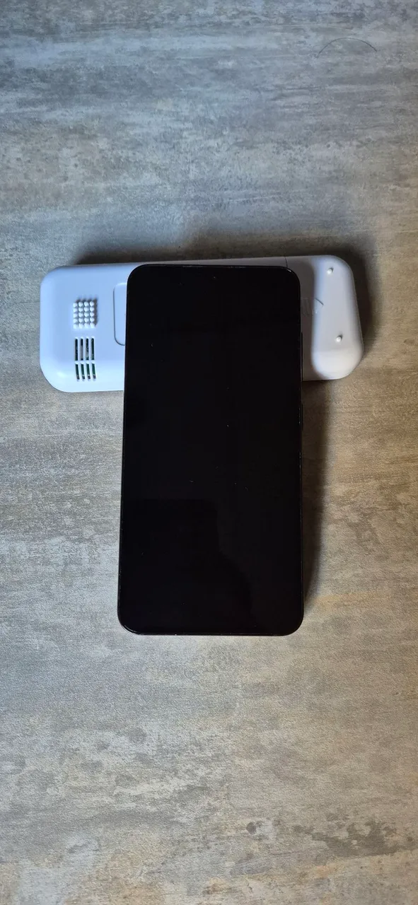 Samsung Galaxy S23 256GB USADO