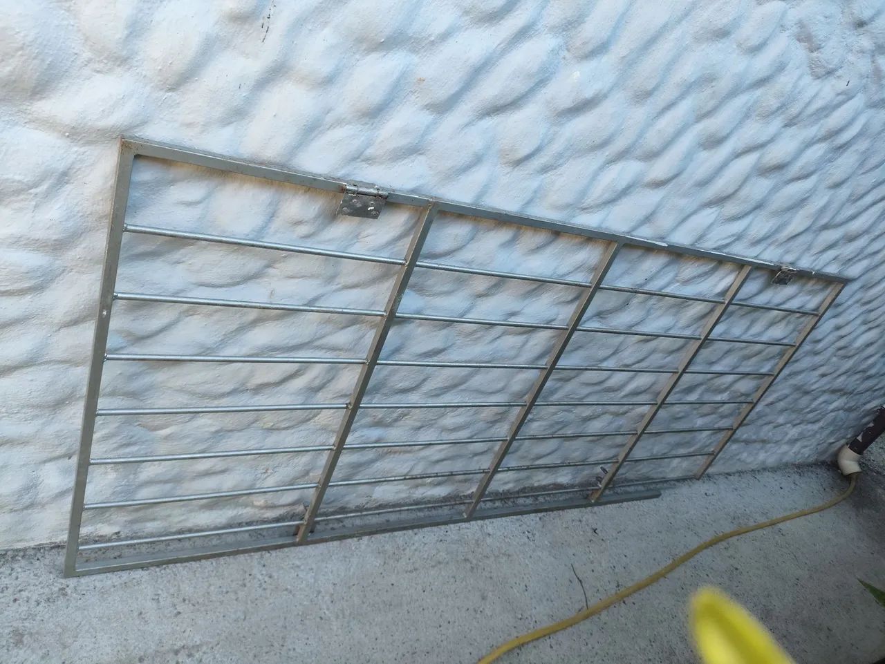 Grade para vitrine e porta de ferro - Foto 2