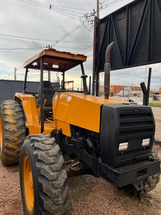 Trator Valtra 1985 Traçado