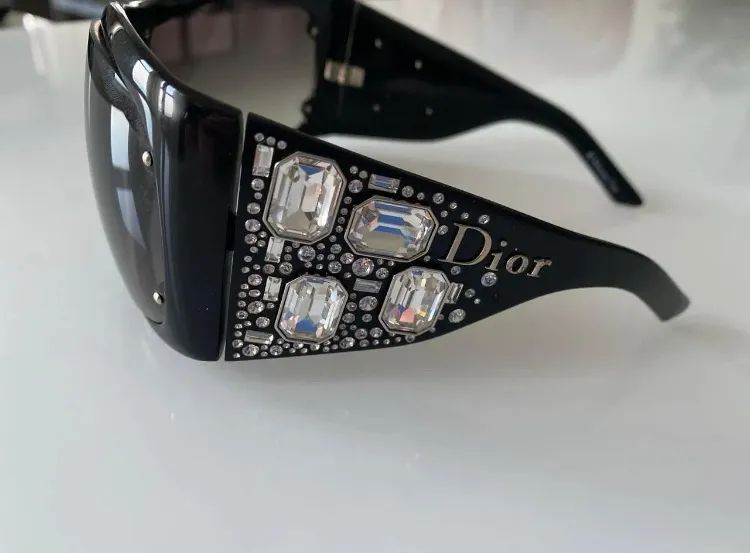 Óculos de sol Dior com cristais Swarovski Original - Foto 3