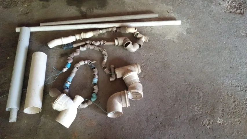 Canos, joelhos, etc.