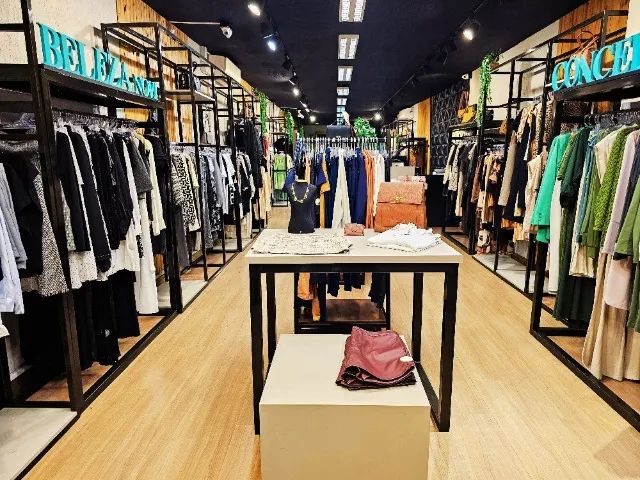 Loja de moda feminina com 160m2 pronta no melhor do Bacacheri  - Foto 2