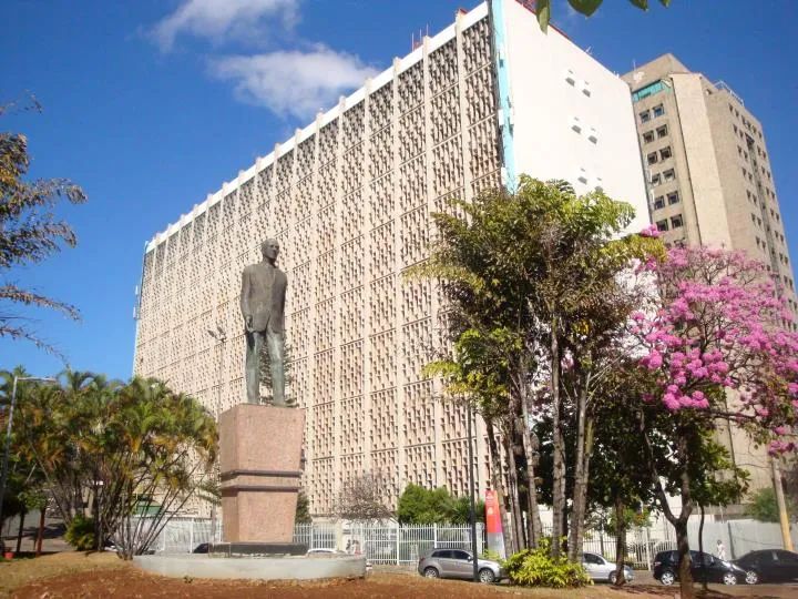 Comercial/Industrial de 1320 metros quadrados no bairro Funcionários