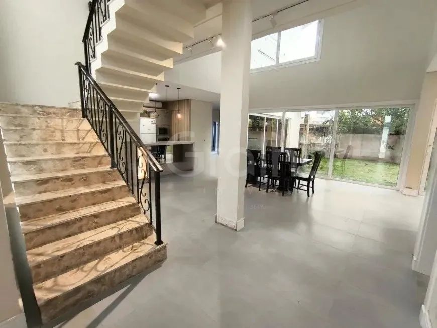 Casa com 4 quartos no Portal do Ribeirão