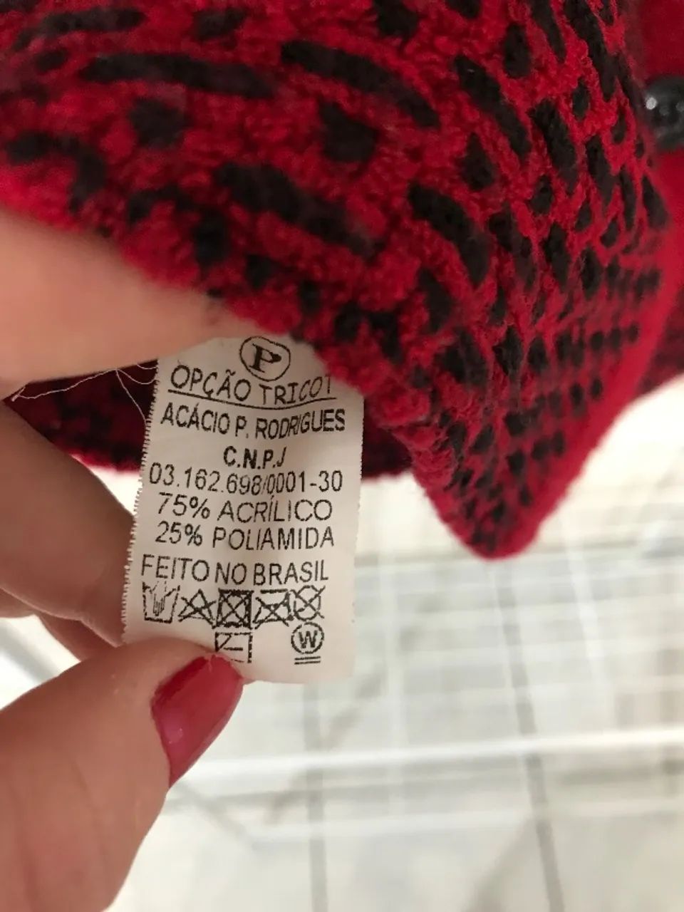 (TAM: P-M) CASACO BLUSA VERMELHA  - Foto 3