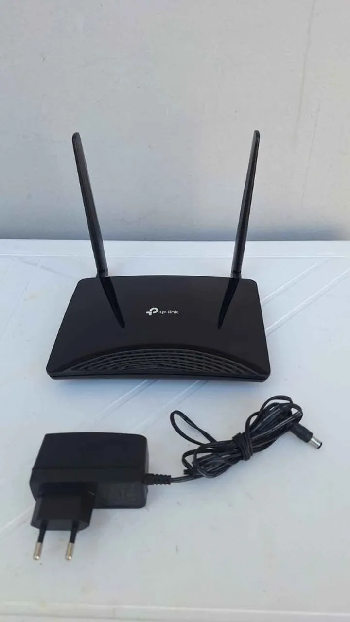 Roteador 4G TP-LINK MR200