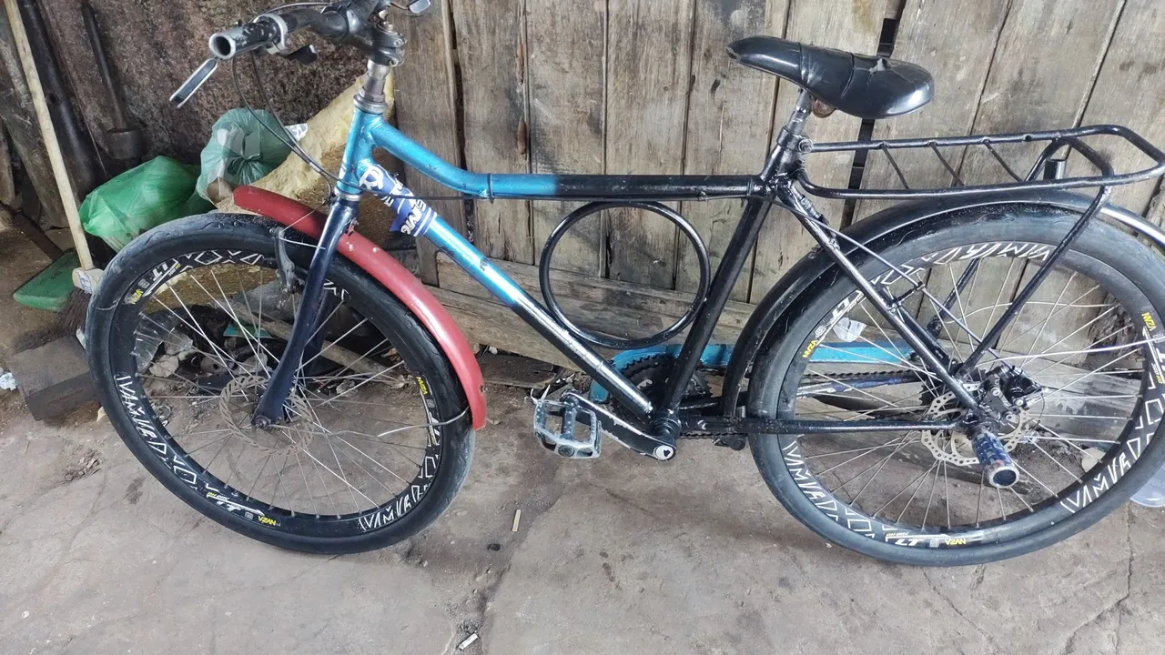Aro Vzan Escape 26
