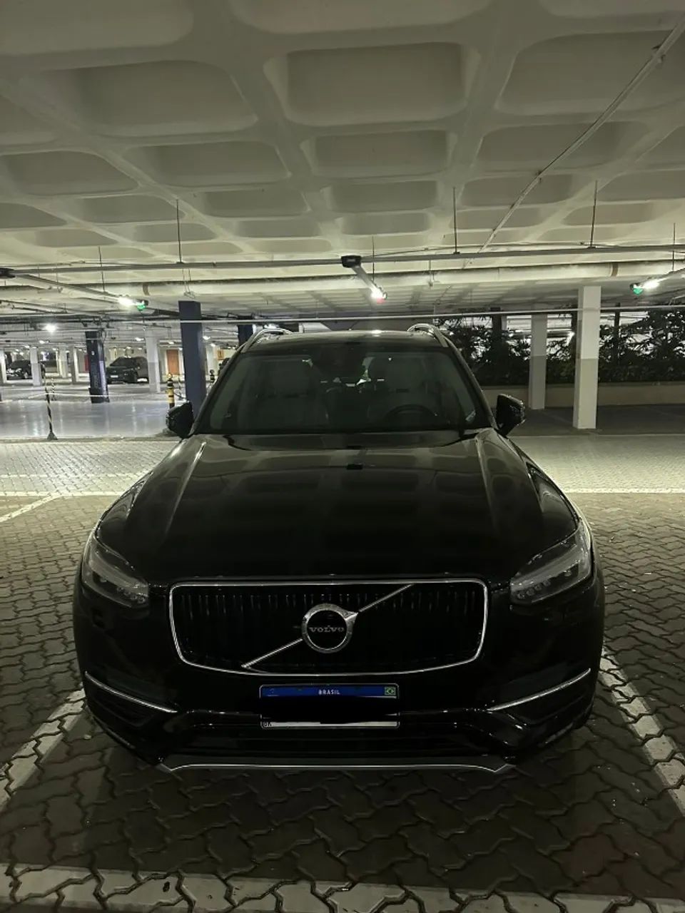 Volvo XC 90 - 2018 - Preto - OPORTUNIDADE