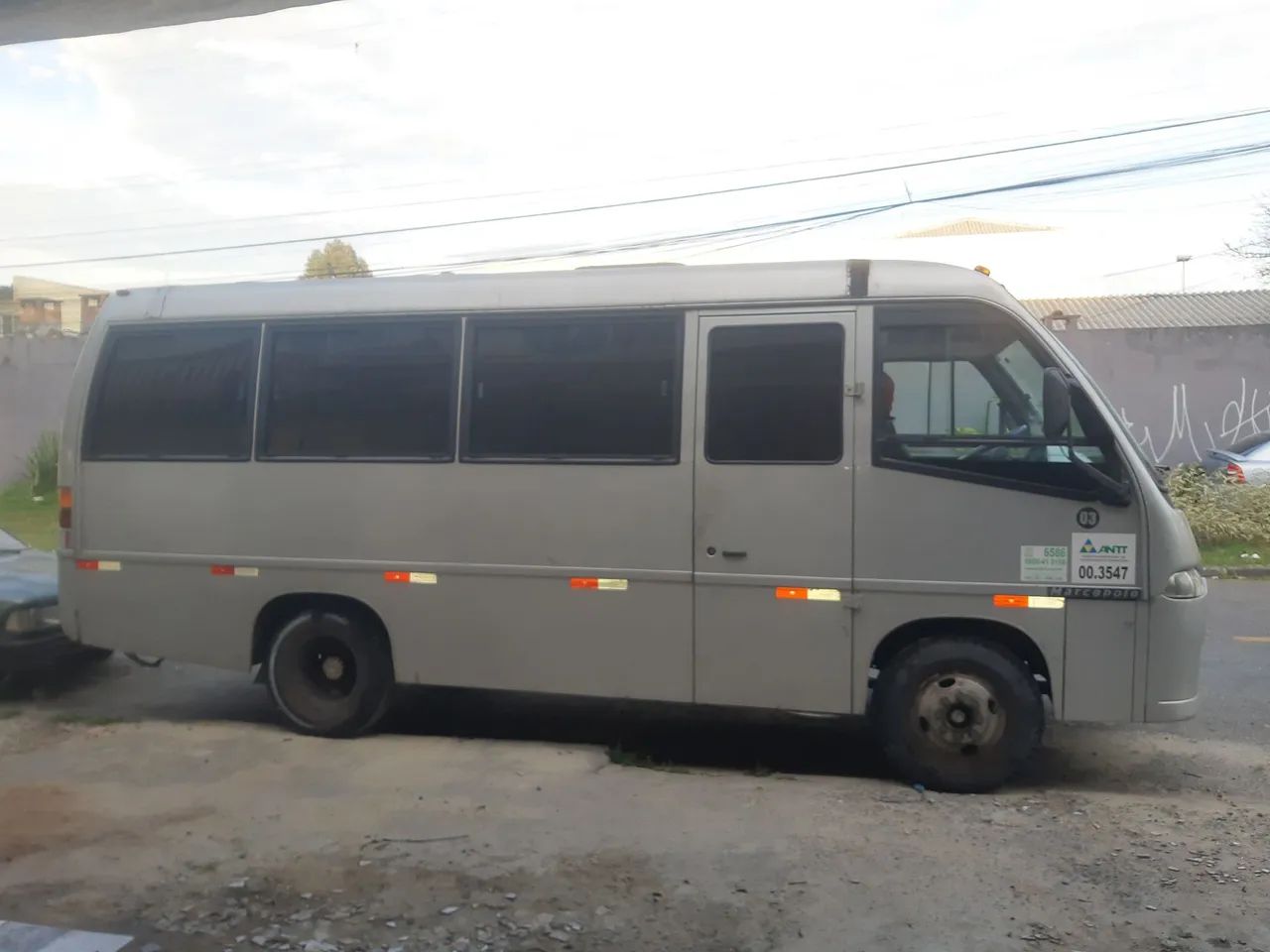 Vende-se ou troca por veículo 7 ou 10 lugares  - Foto 3