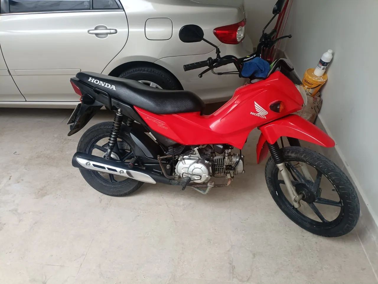 Vendo POP 110I muito nova. Com apenas 19.700 km rodados, original.