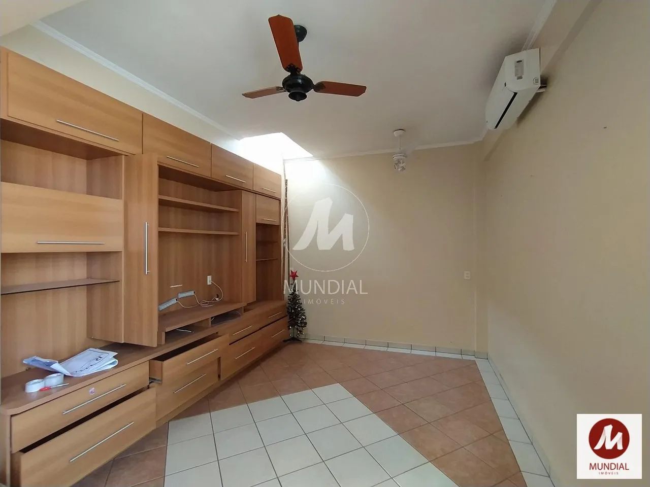 Casa (sobrado na rua) 3 dormitórios/suite, cozinha planejada