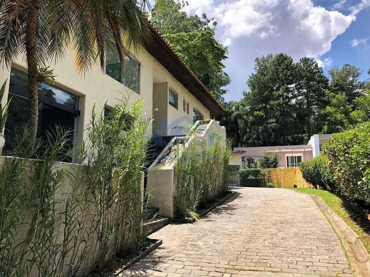 Casa para alugar em Cotia, Chácara Granja Velha, com 4 suítes, com 578 m², Granja do Lago - Foto 5