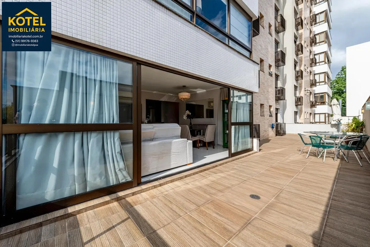 Apartamento garden com 2 suítes, pátio amplo e 2 vagas em localização valorizada