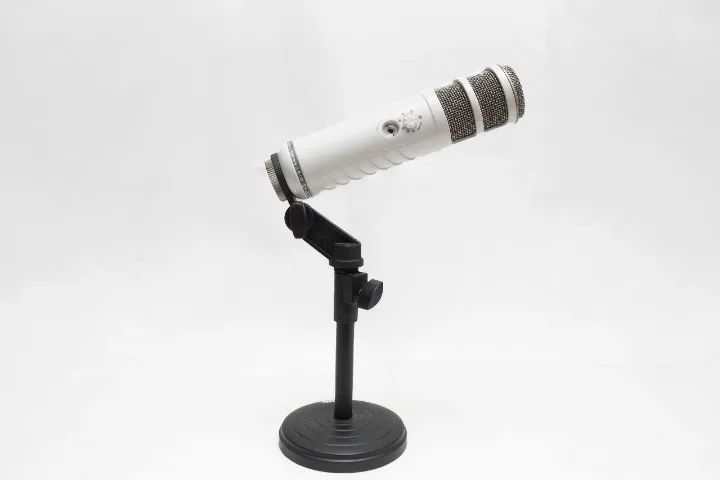 Microfone Rode Podcaster Branco - Foto 4