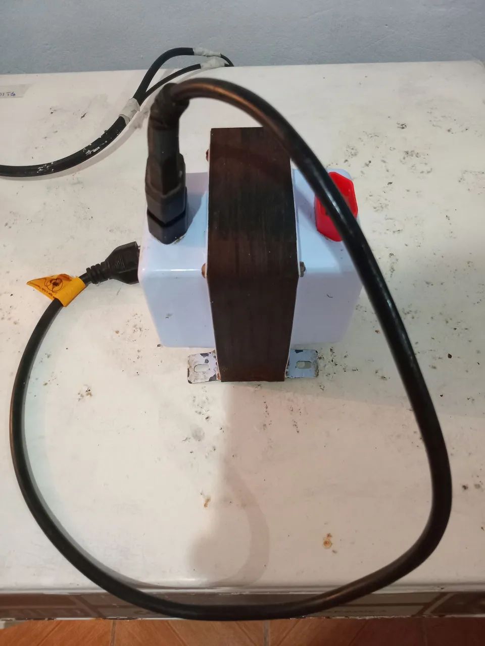 Auto Transformador 127V 220 voltagem! - Foto 3