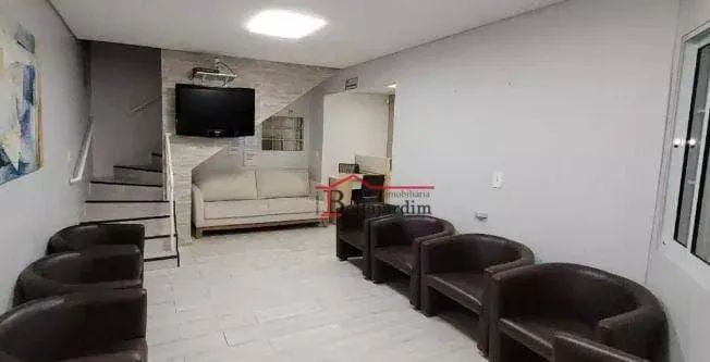 Sobrado com 4 dormitórios para alugar, 112 ² - Bairro Vila Scarpelli - Santo André/SP