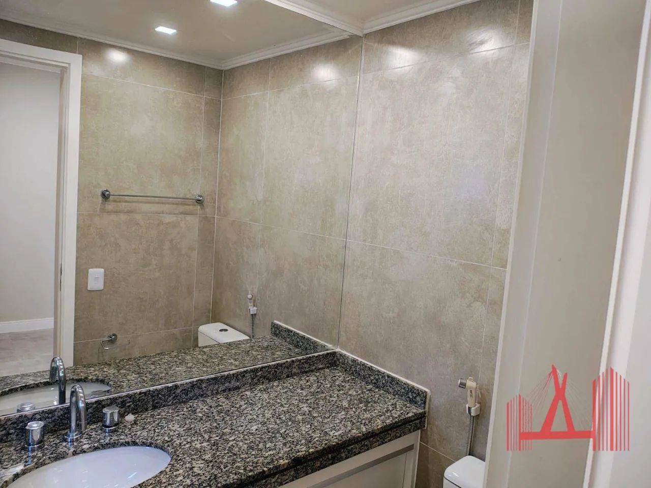 Apartamento à Venda com 3 dormitórios, 2 vagas de garagem, com 68 m² - Ipiranga - Foto 14