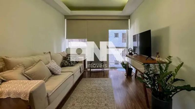 Apartamento - / Residencial / Lagoa