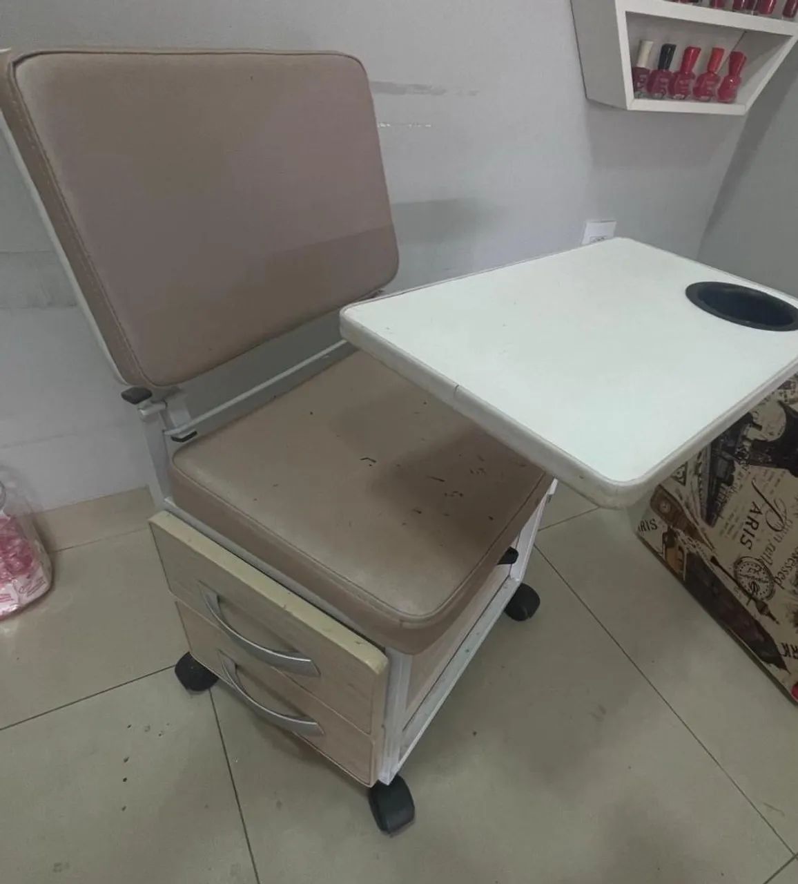 Cadeira Manicure e Pedicure profissional 
