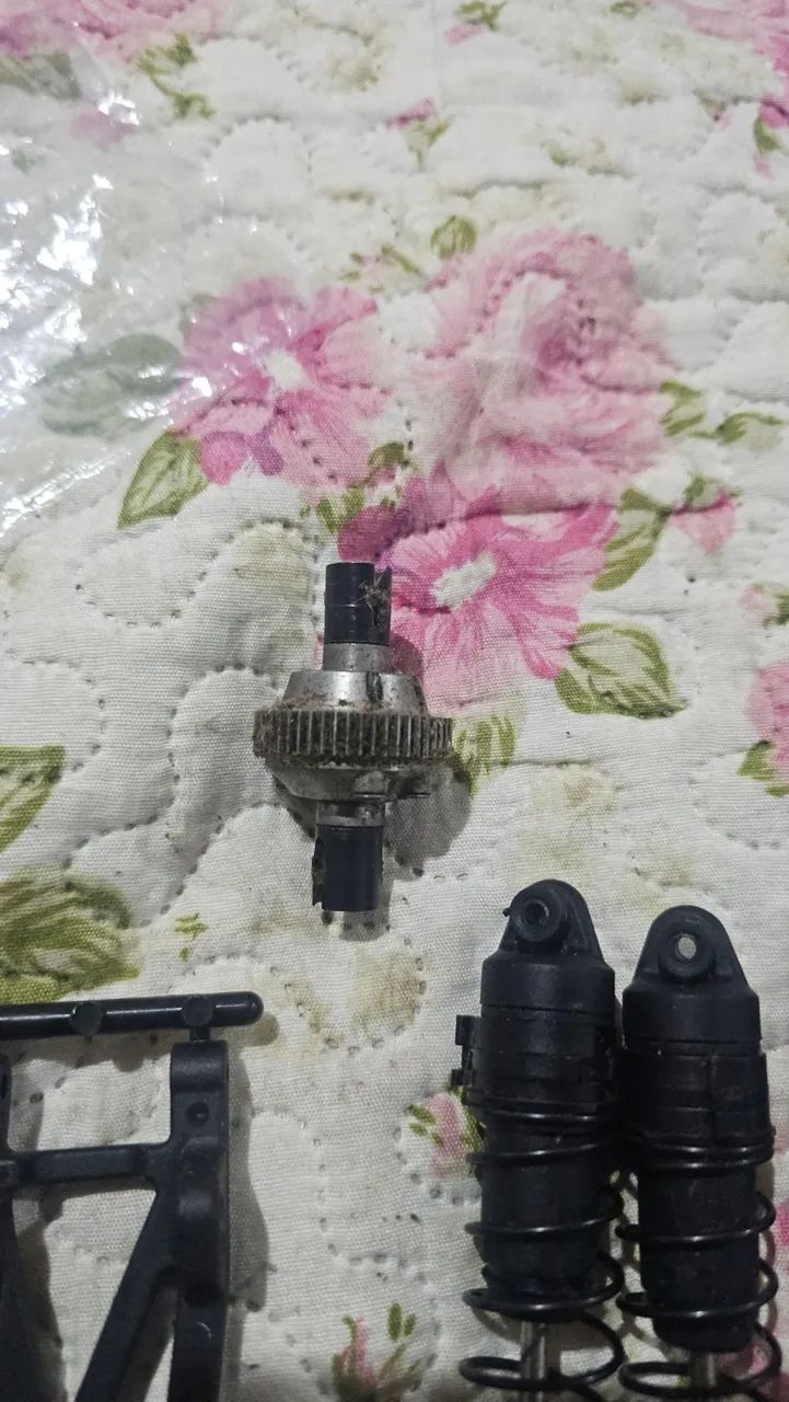 Peças HPI Blitz 1/10 preço no anúncio  - Foto 3