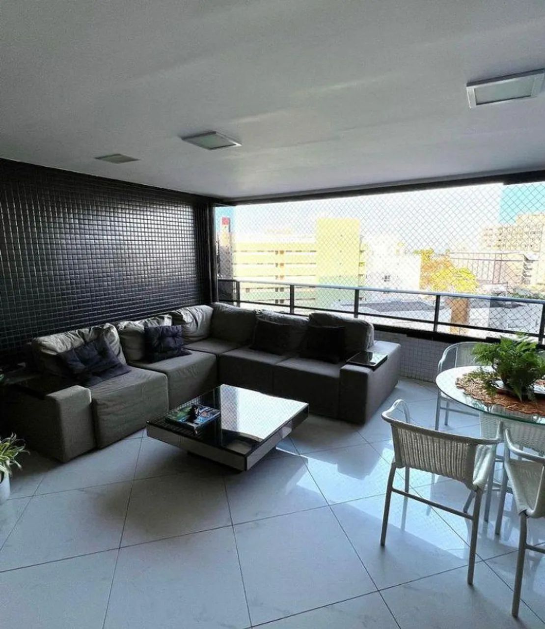 Cabo Branco Imperial - Próximo ao mar - 320m² - 04 suítes + DCE - 04 vagas - Todo ambienta - Foto 2