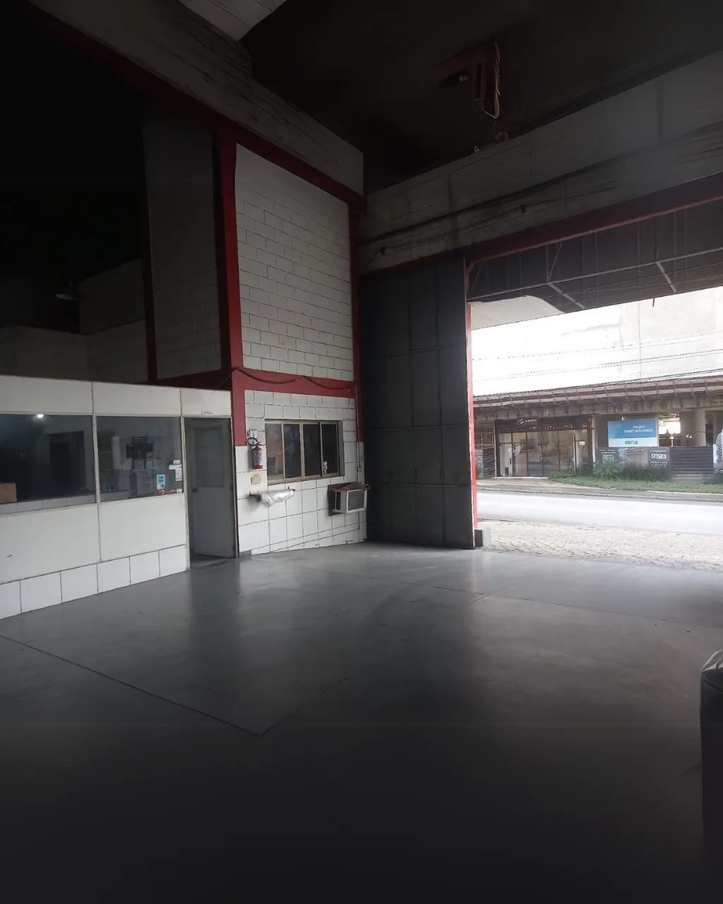 ÓTIMO GALPÃO COM TERRENO MEDINDO 840 M² EM ROÇADO - Foto 3