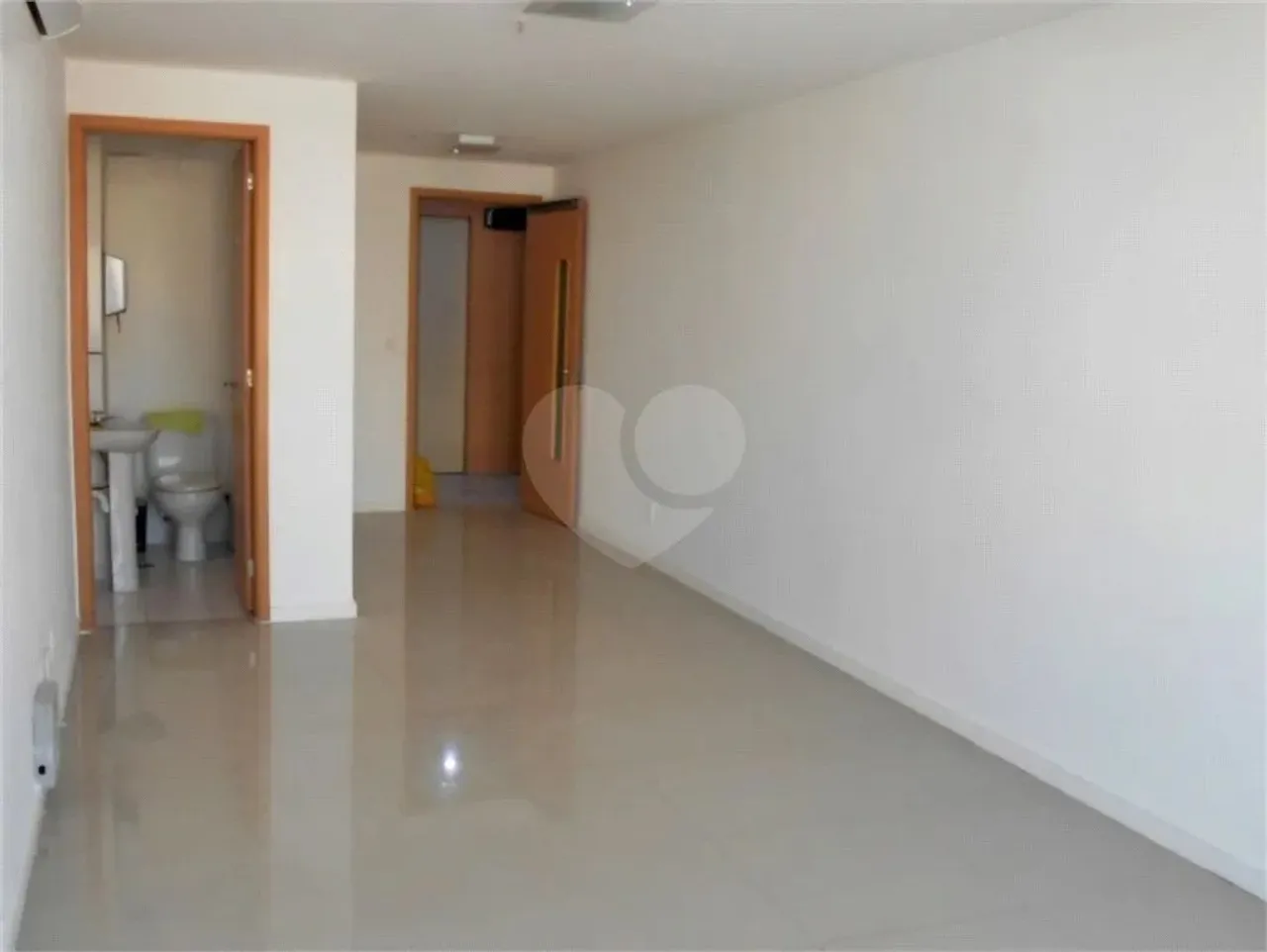 Salas à venda em Santa Rosa - RJ