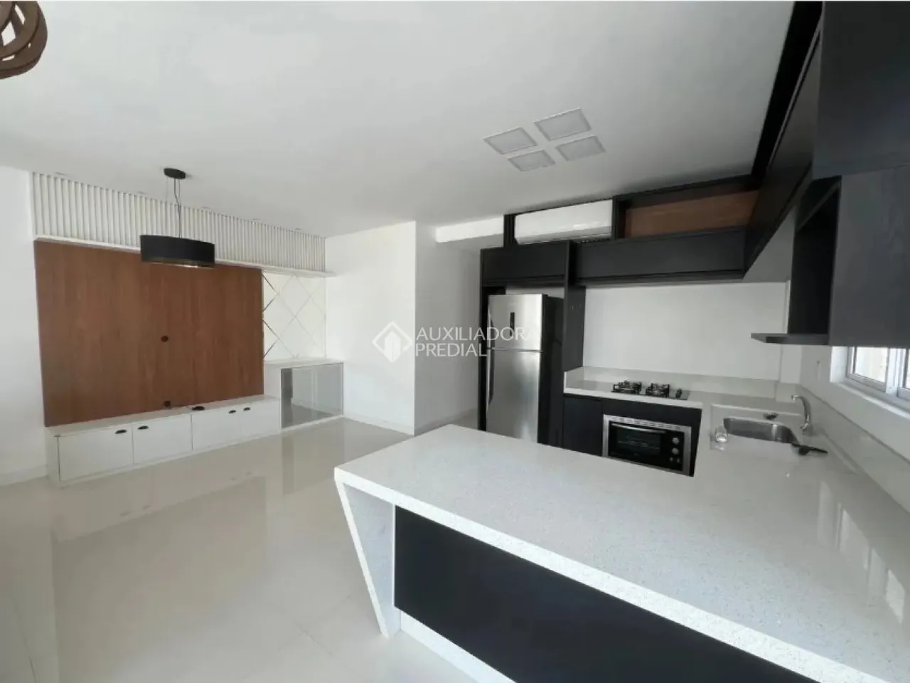 Apartamento 3 suítes para Locação Anual Itapema SC